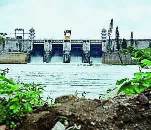 Outflow from KRS dam declines sharply