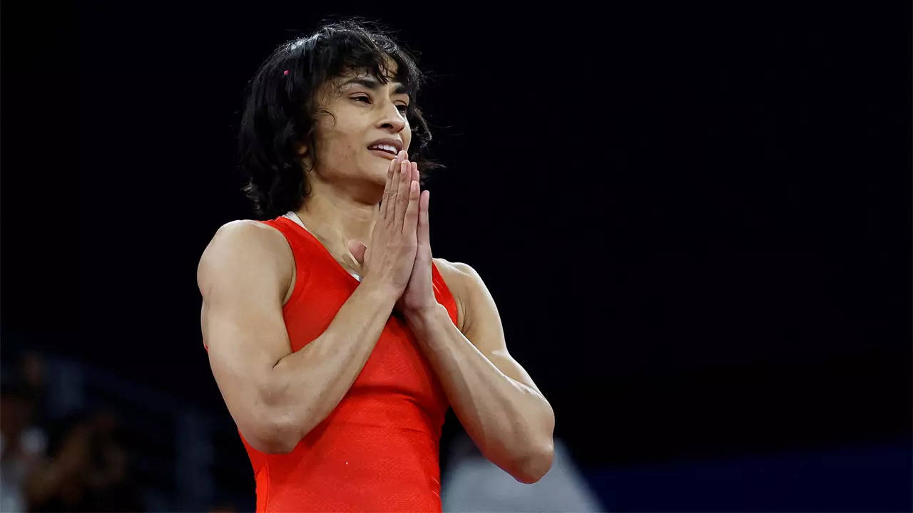 US wrestling legend demands silver medal for Vinesh Phogat