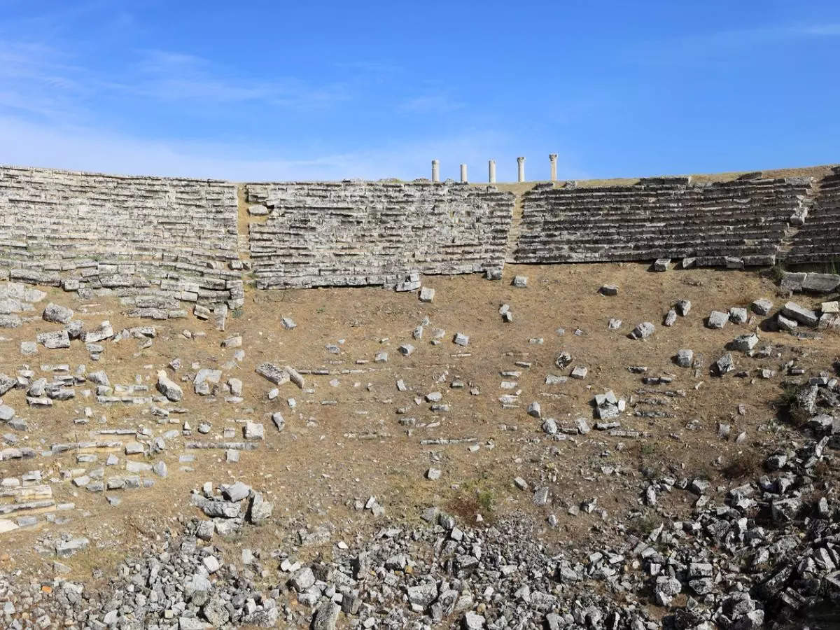 Archaeologists discover 2700-year-old massive Etruscan Temple in Tuscany, Italy