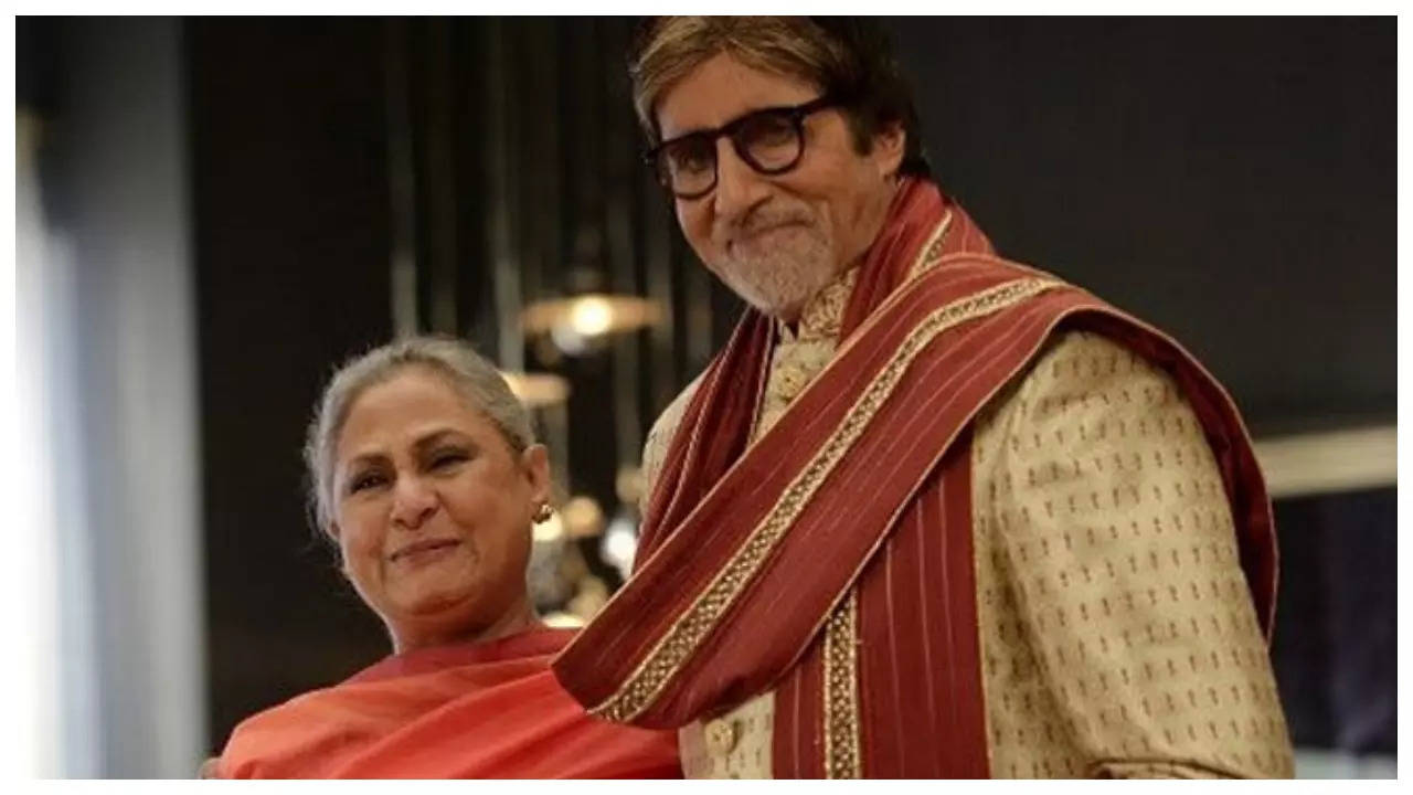 When Jaya Bachchan revealed Amitabh Bachchan was not romantic with her; Says, 'We hardly spoke' | Hindi Movie News Filmymeet