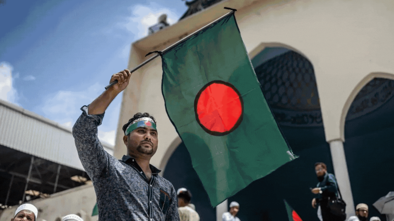 &lsquo;Sheikh Hasina regime cops gave us 2 choices: Help arrest protesters or be shot dead&rsquo;