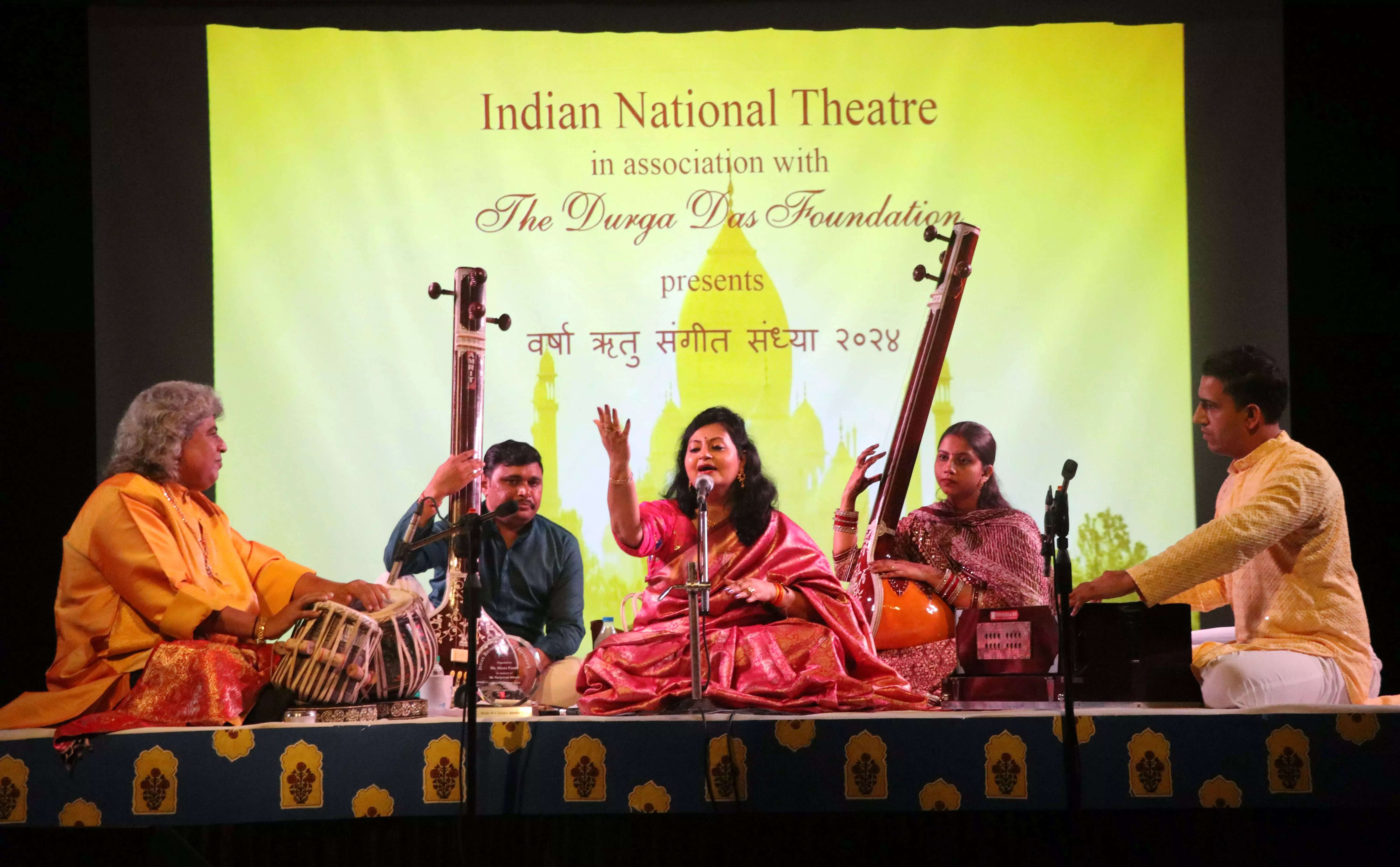 Varsha Ritu Sangeet Sandhya enthralls audiences