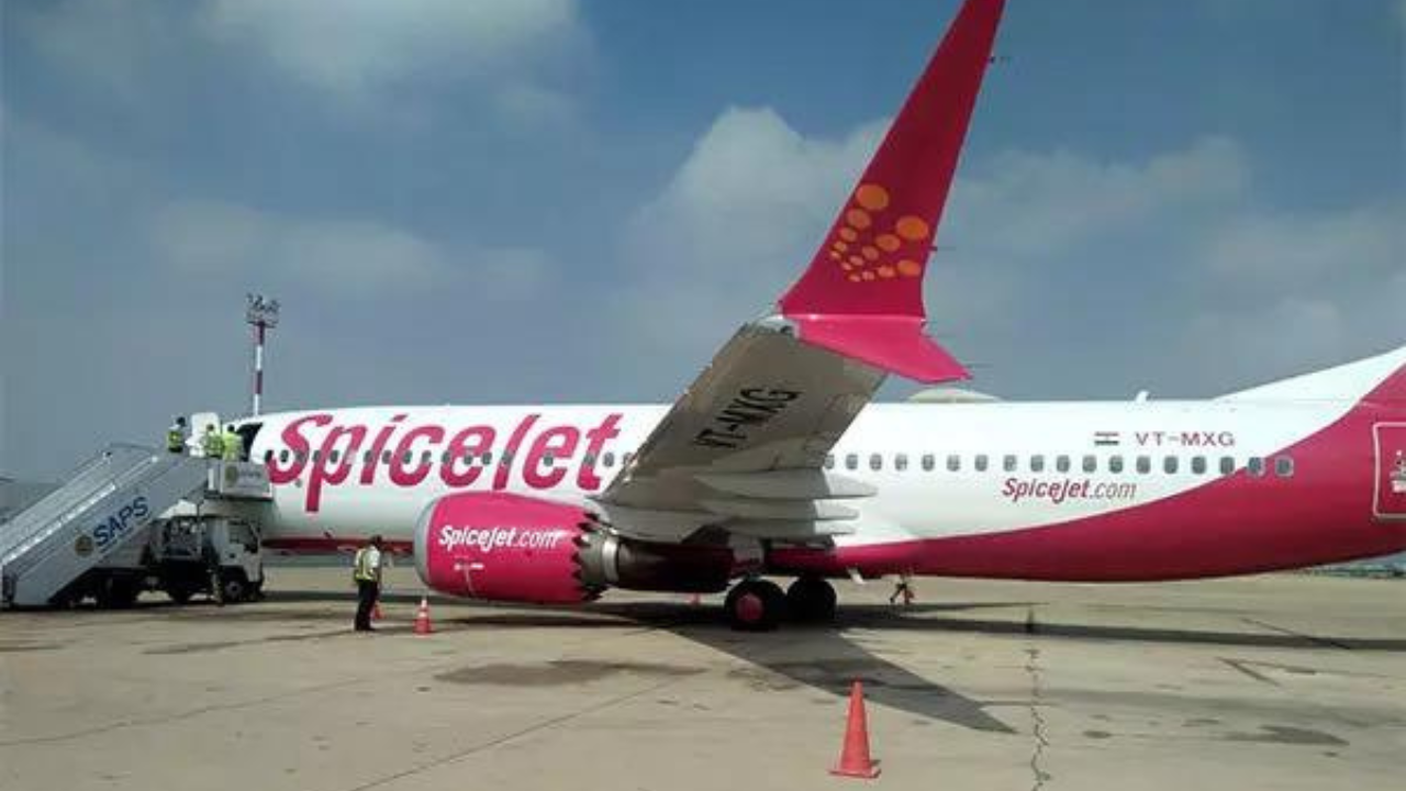 The Headlines – SpiceJet Mumbai airport dues: Flights won’t be hit, says airline