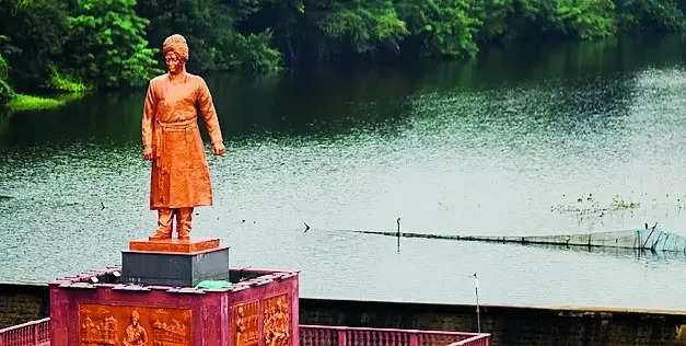 NMC explores suitable sites to move Vivekananda statue