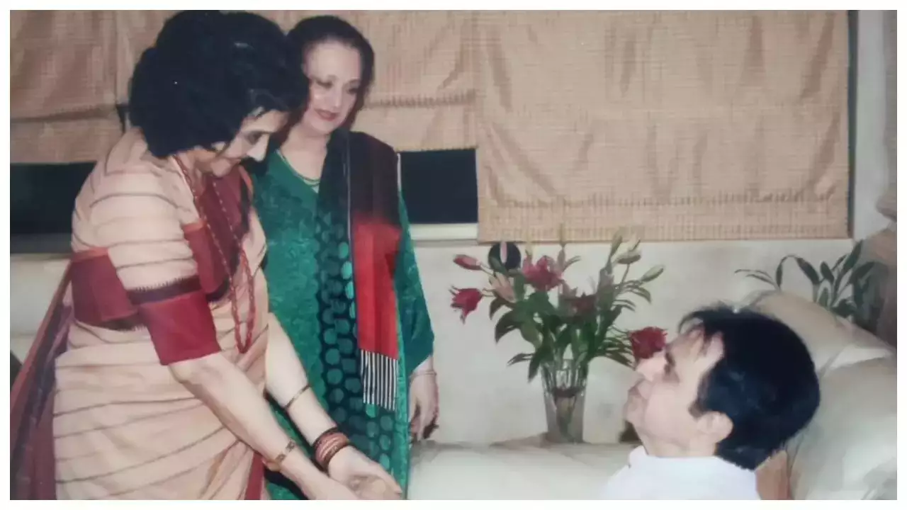 Saira Banu celebrates her 'favourite Akka' Vyjayanthimala’s 91st bday