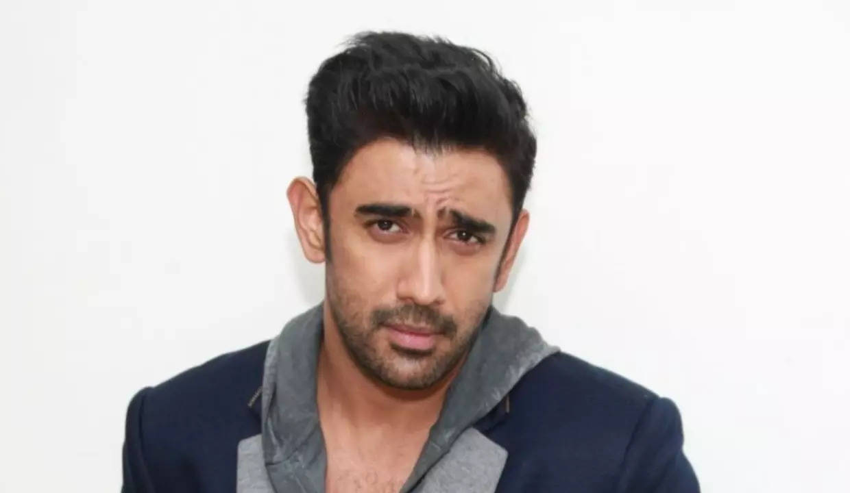 Amit Sadh opens up about feeling alone in the industry: They say ‘paps karoge toh hero ban jaoge’ | Hindi Movie News Filmymeet