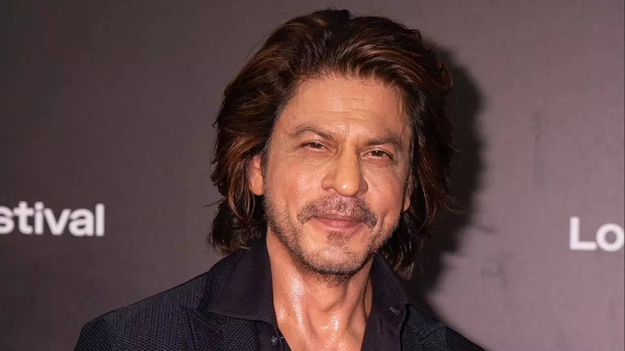 Shah Rukh Khan on his upcoming movie 'King' with Sujoy Ghosh: 'It's a cool, massy, action-packed, emotional film' | Hindi Movie News Filmymeet