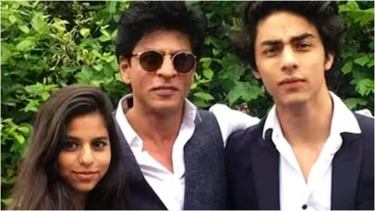 Shah Rukh Khan on Career Advice for Kids Aryan and Suhana | Filmymeet