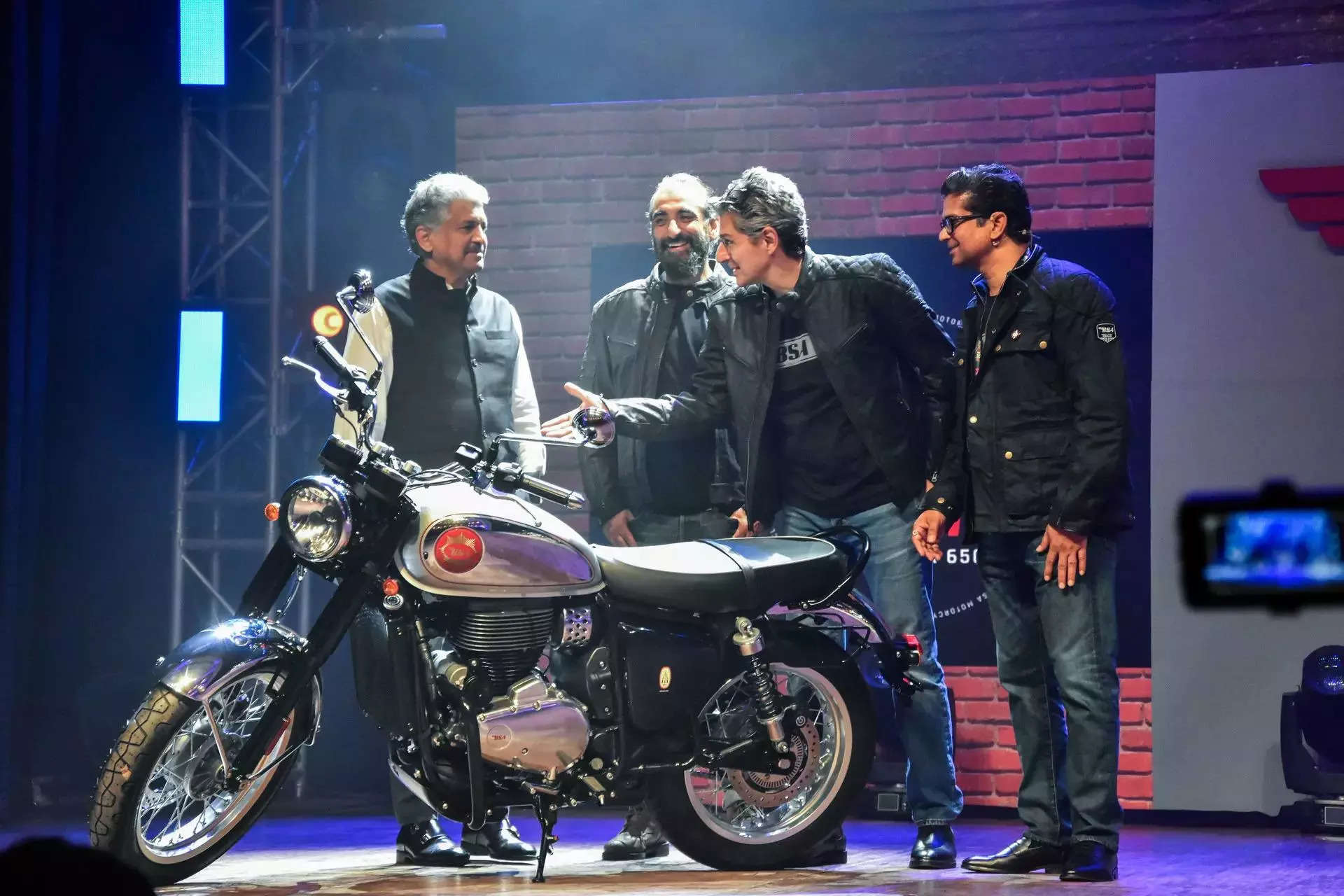 The Headlines – Mahindra-owned iconic motorcycle brand BSA debuts