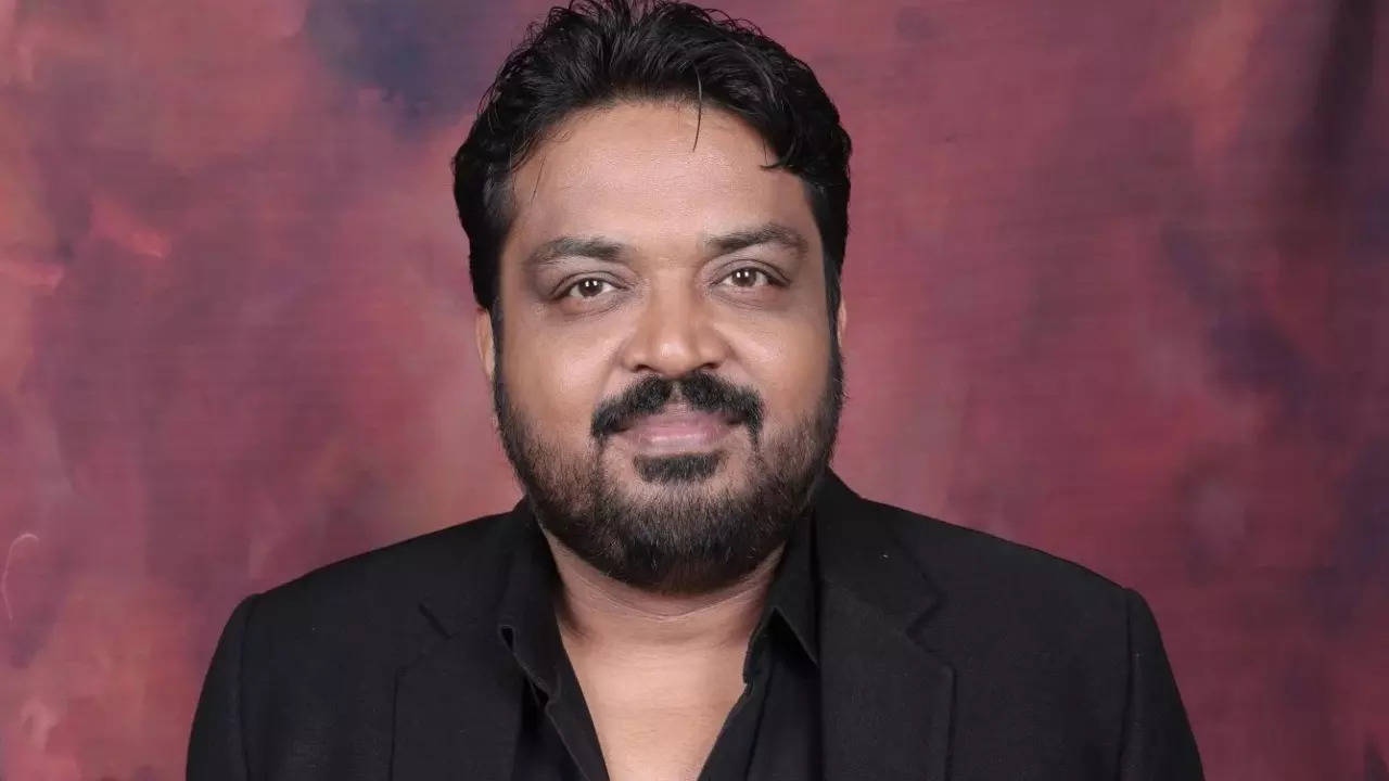 Faisal Malik discusses 'Panchayat' success and character development | Filmymeet