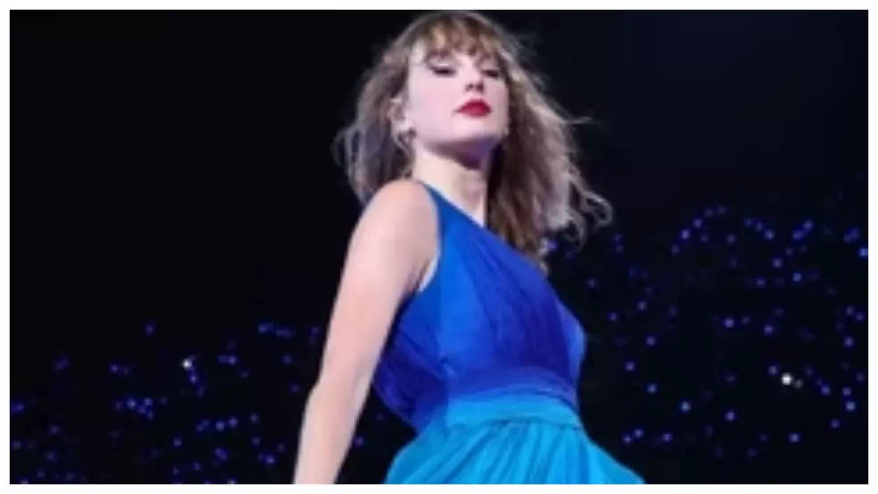 Taylor Swift's Dancer Stumbles During London Concert | Filmymeet