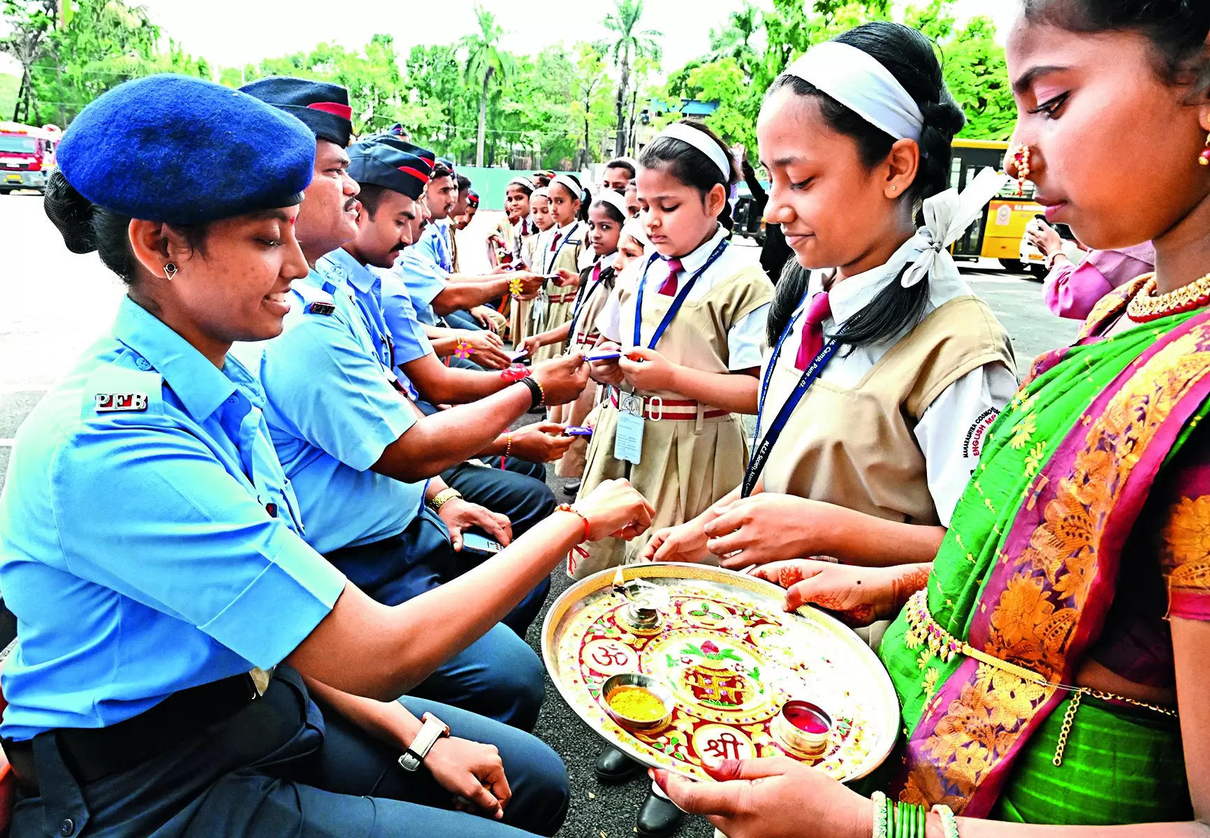 Threads of appreciation woven through Rakshabandhan celebrations in city