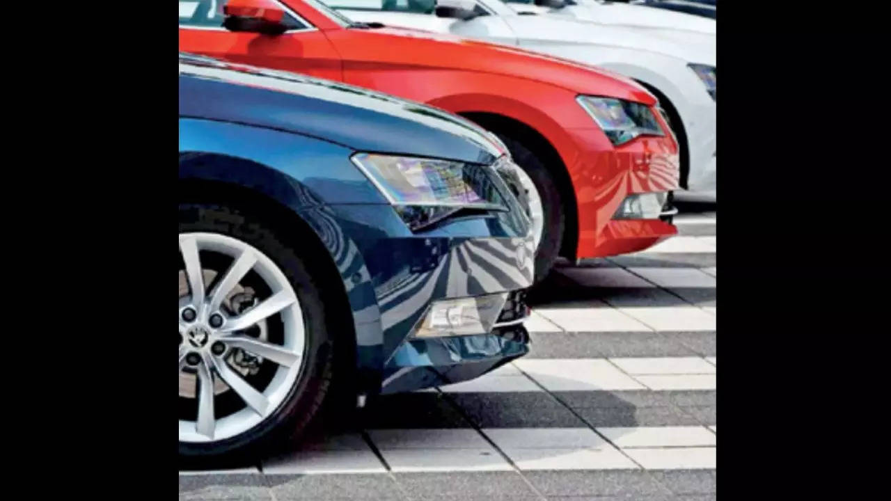 Gujarat: SUVs lead 43% increase in high-end car sales in FY24