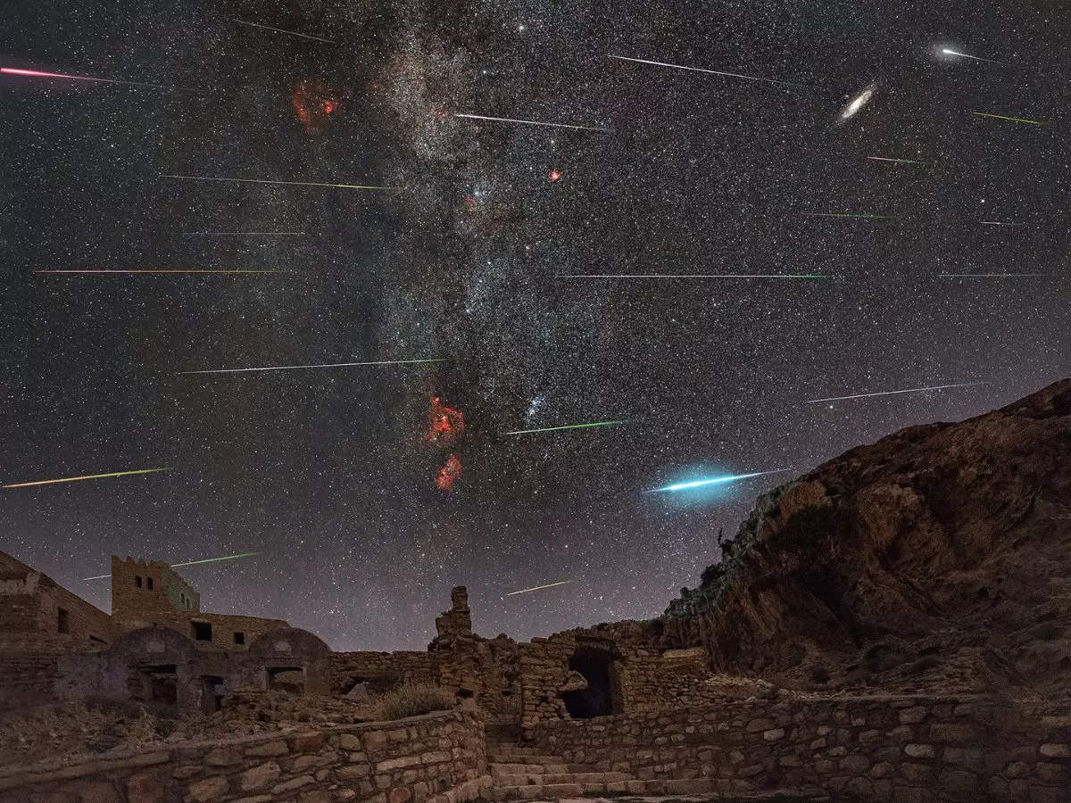 10 dazzling pics of meteor showers by NASA