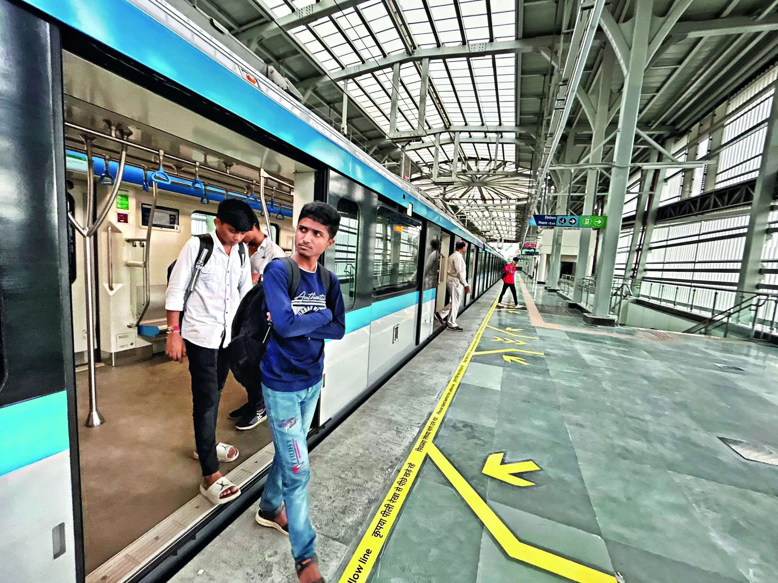 Metro frequency increases as daily ridership in city crosses one lakh