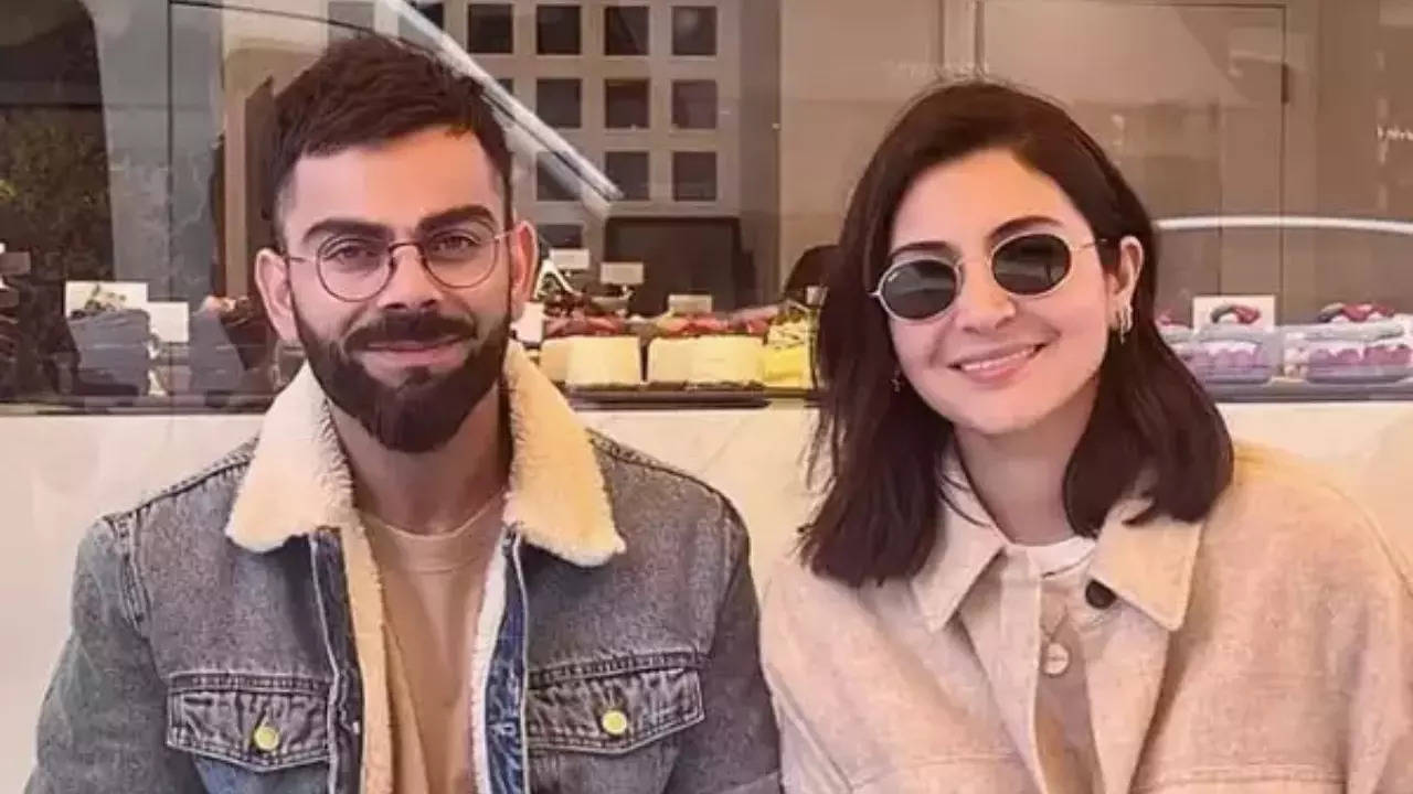 Will Virat-Anushka return to Mumbai from London?