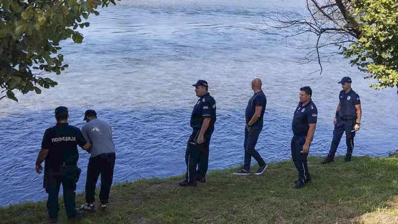 Baby among at least 10 people who drowned after migrant boat overturned on Serbia-Bosnia border