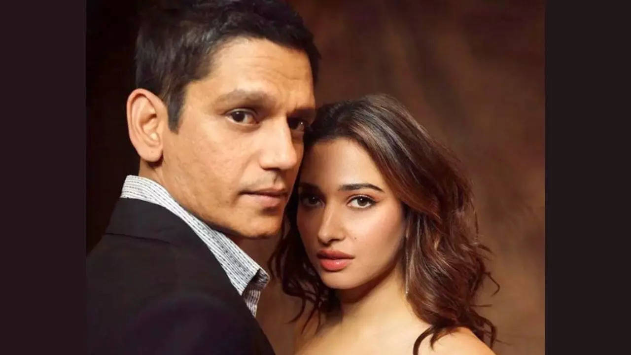 Vijay Varma reveals the reason he didn't hide his relationship with Tamannaah Bhatia: "I didn't want to cage my feelings" | Hindi Movie News Filmymeet