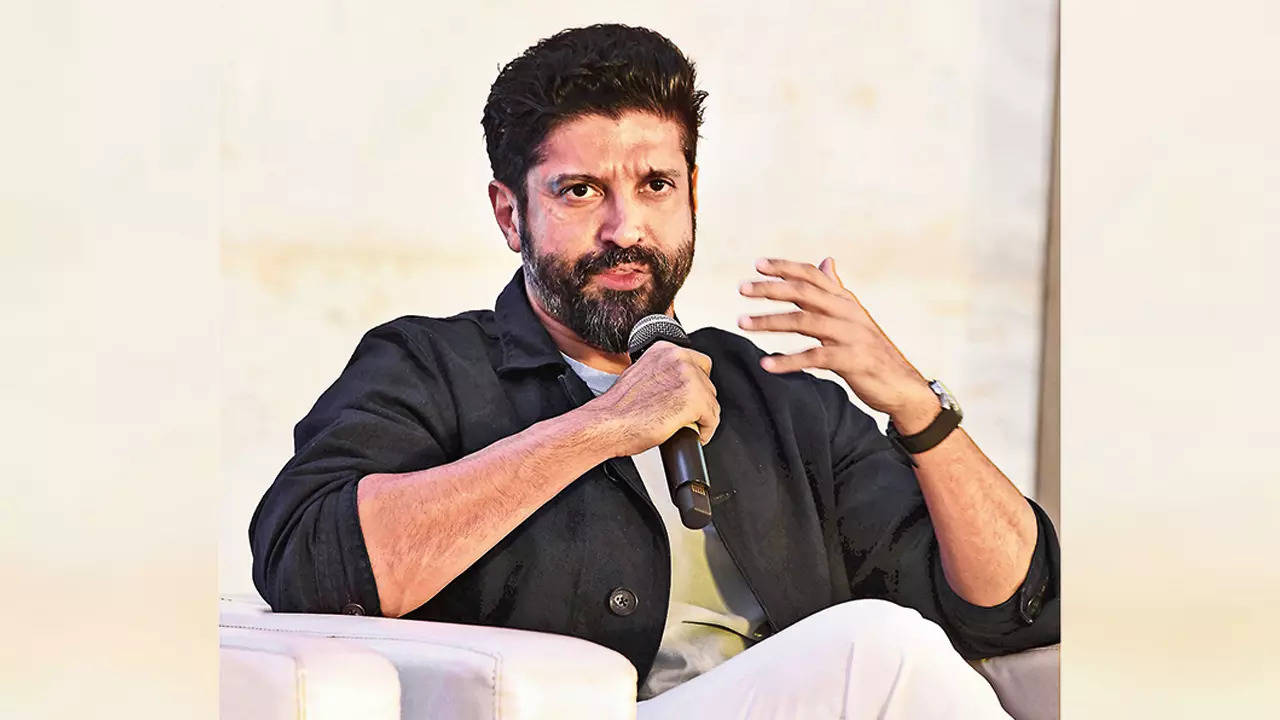 Farhan Akhtar talks about how he was raised ‘without a religion’: ‘I was taught to question everything’ | Filmymeet