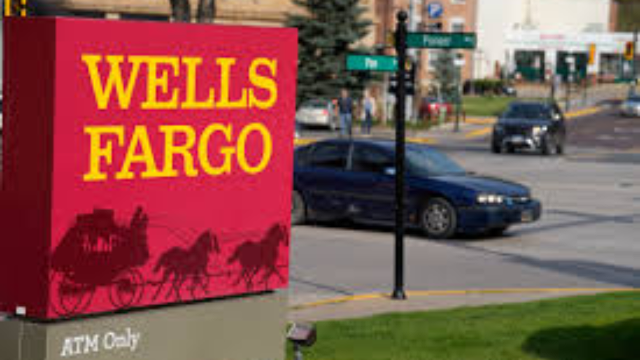 60-year-old Wells Fargo employee found dead in cubicle four days after clocking in