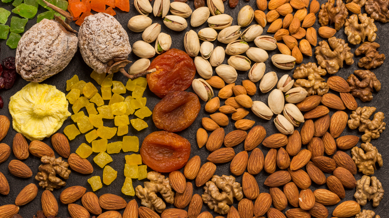 Which dry fruits should be soaked and which should not for best results