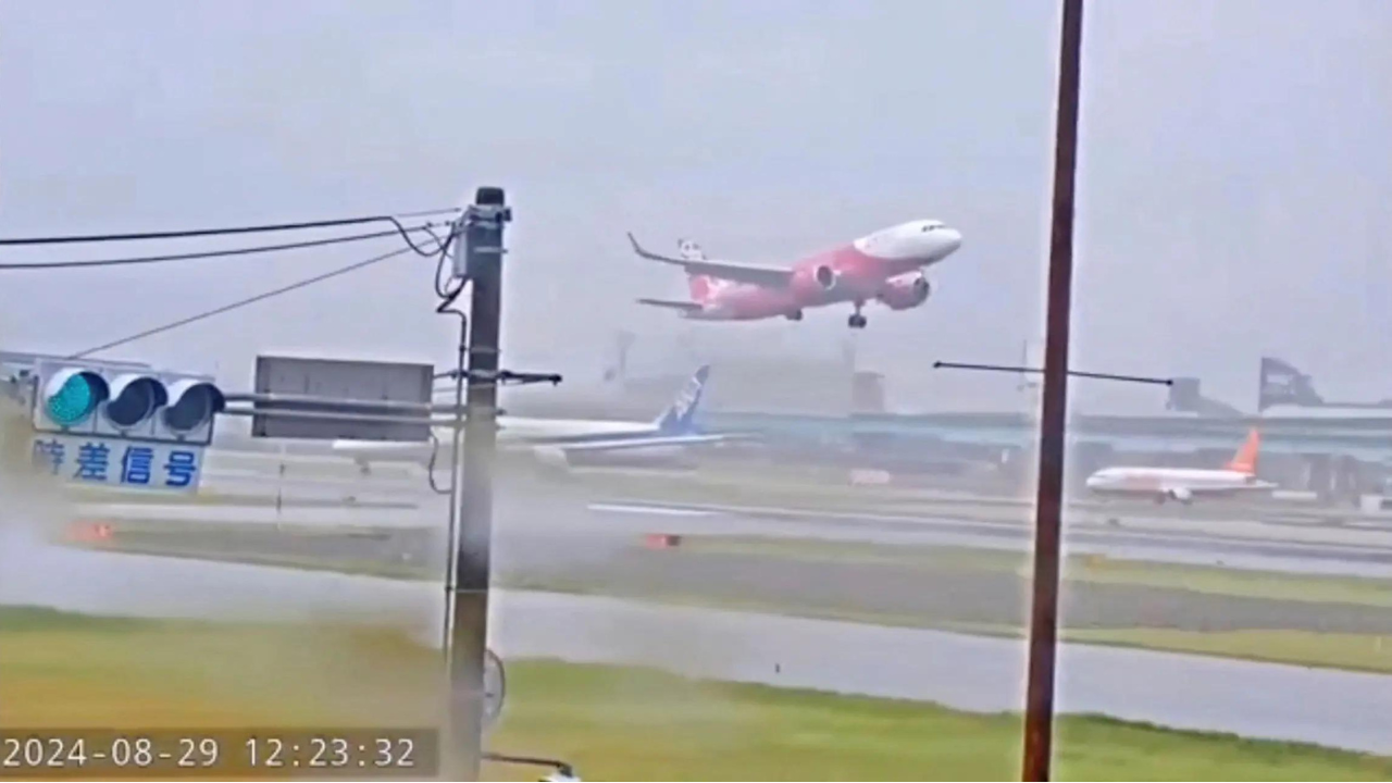 Watch: Planes struggle to land at Fukuoka airport as typhoon Shanshan hits Japan