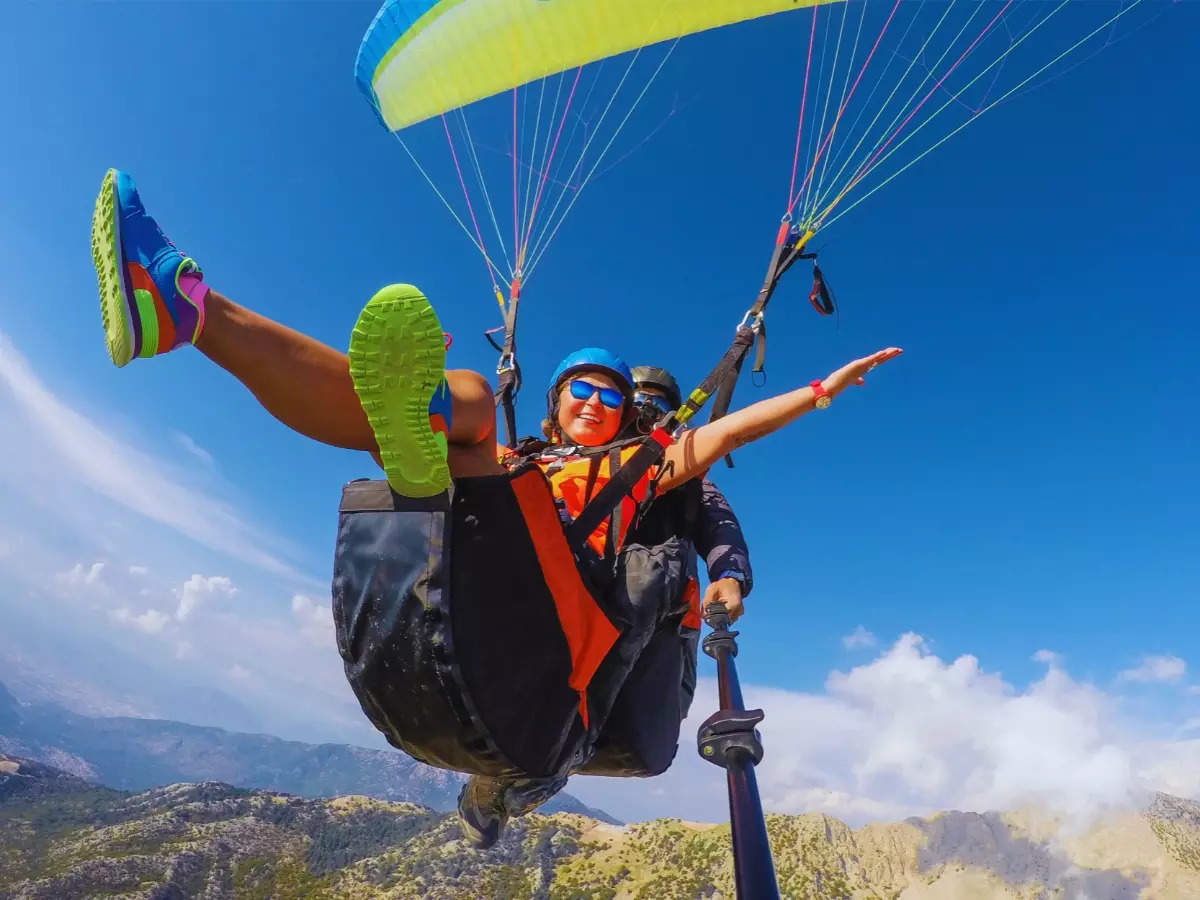 Ultimate adventure in Bir-Billing, Asia's highest paragliding site