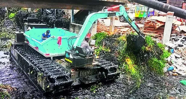 Machine from Ahmedabad to help desilt drains