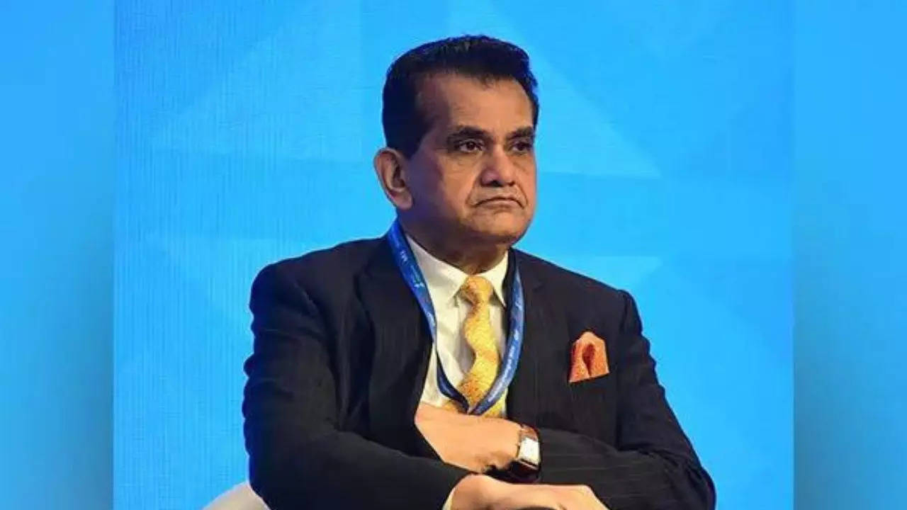 48% GST on hybrid cars, 5% on EVs to stay: Amitabh Kant