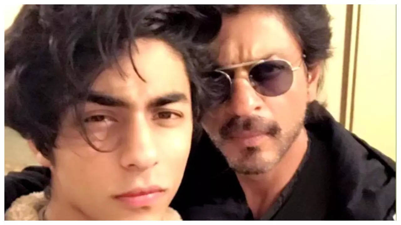 Is Shah Rukh Khan flooded with offers to launch his son Aryan Khan as an actor? Here's what we know | Hindi Movie News Filmymeet