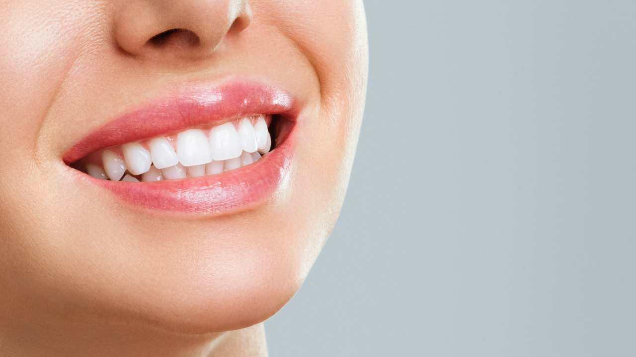 Oil pulling: Which oil is best for whitening teeth