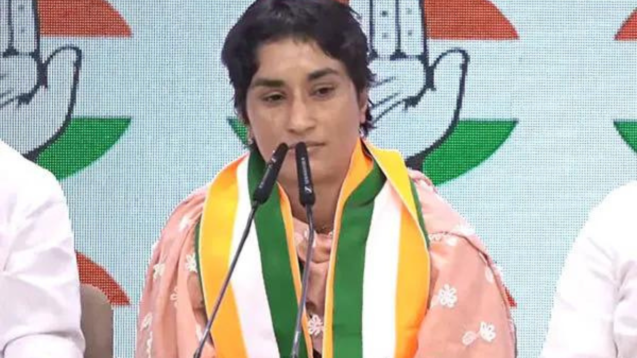 Haryana polls: Hours after joining Cong, Vinesh Phogat gets ticket from Julana