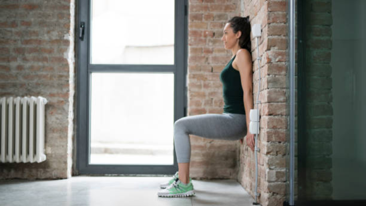 Why squat is the best workout to achieve a toned body (5 interesting variations to try)