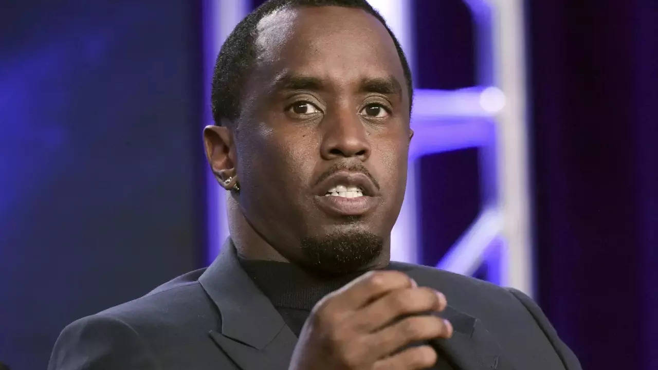 Sean Diddy lists Beverly Hills mansion for THIS price