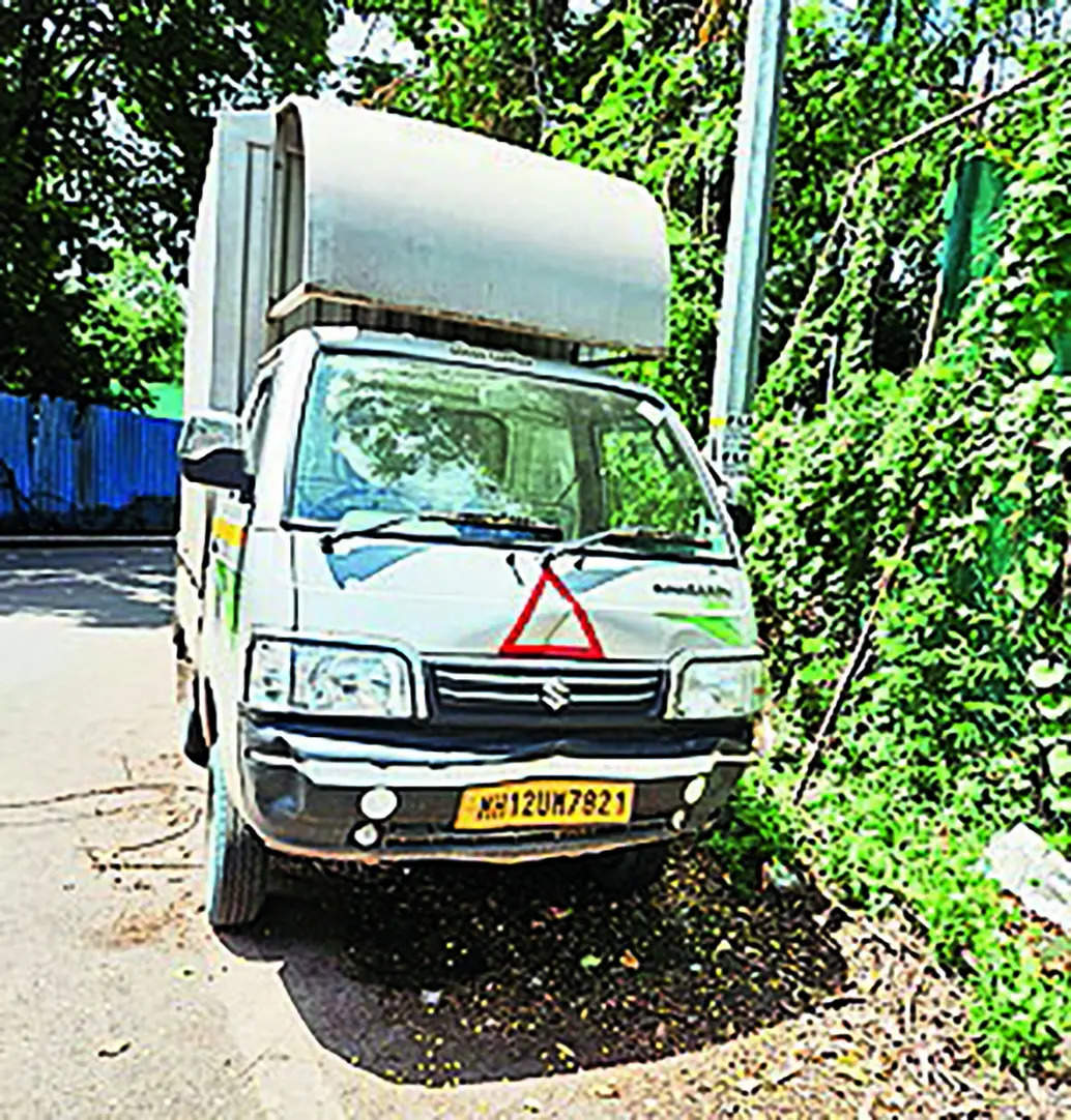 Woman dead, 3 hurt as mini truck hits four vehicles on Karve Road