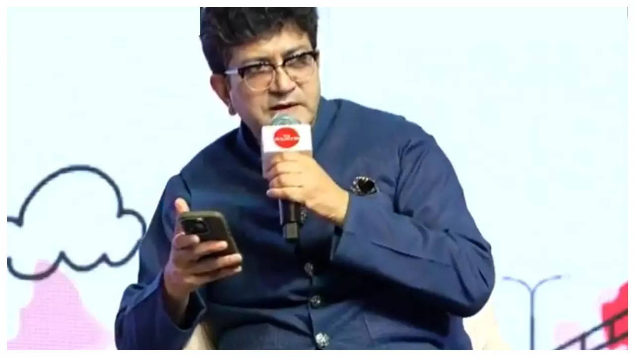 Prasoon Joshi at TOI Dialogues Uttarakhand: We have to make efforts to ensure that culture doesn't get lost in the noise | Filmymeet