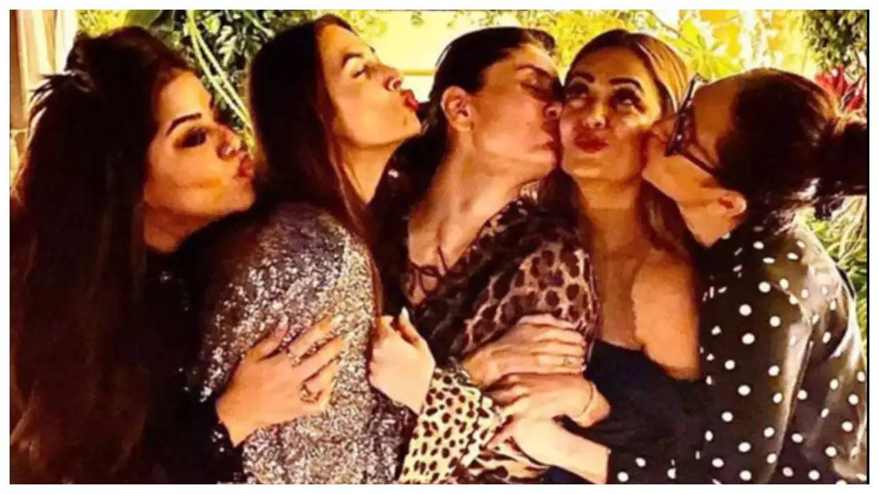 Kareena Kapoor Khan talks about BFFs Amrita and Malaika Arora as she highlights importance of female friendships: 'Women just connect on a level...' | Filmymeet