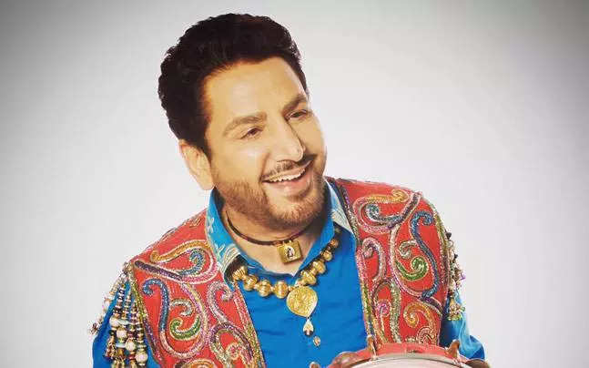 Did you know Gurdas Maan paused his own film's shoot to join 'Veer-Zaara'? Read here | Hindi Movie News Filmymeet