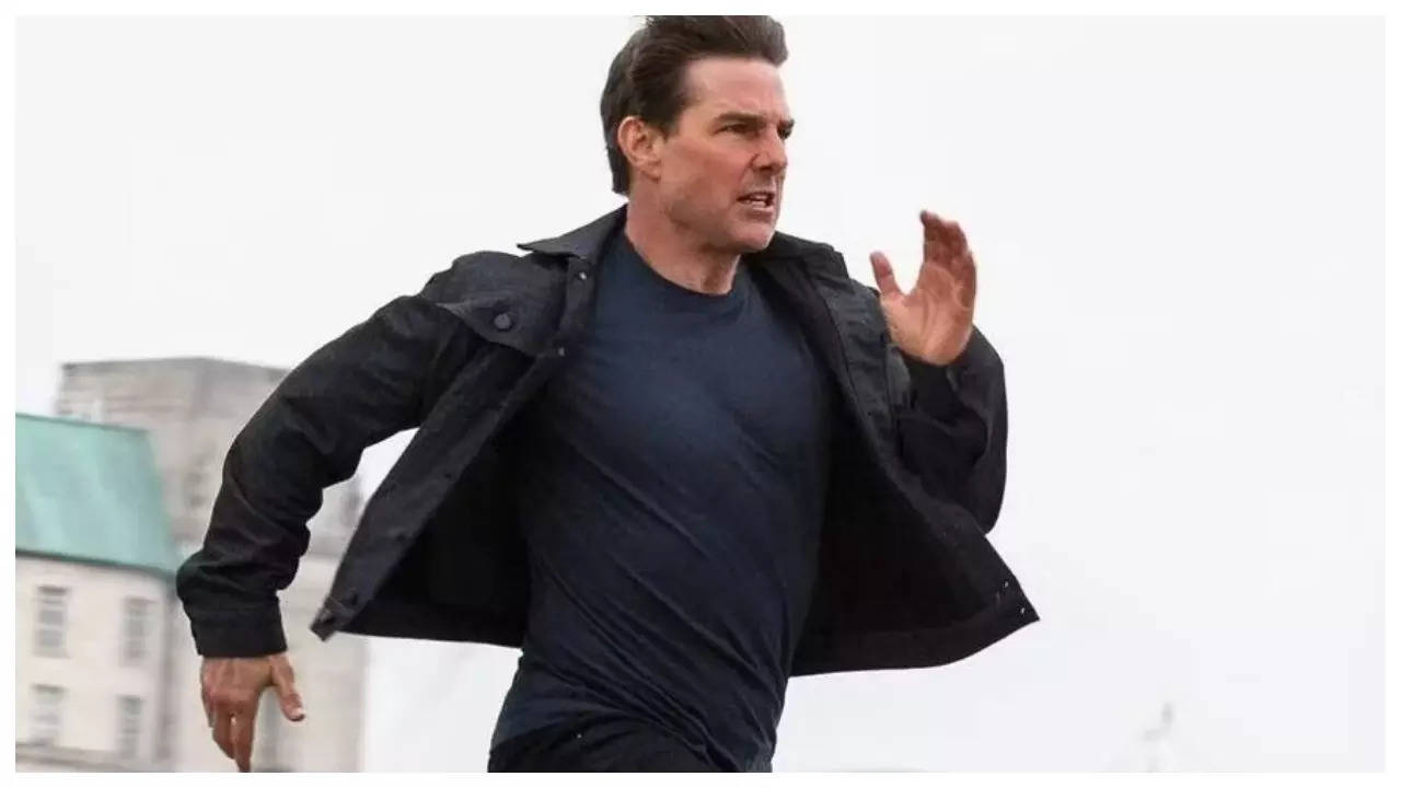 Tom Cruise was paid this UNBELIEVABLE amount for daring stunt performance at Paris Olympics | Filmymeet