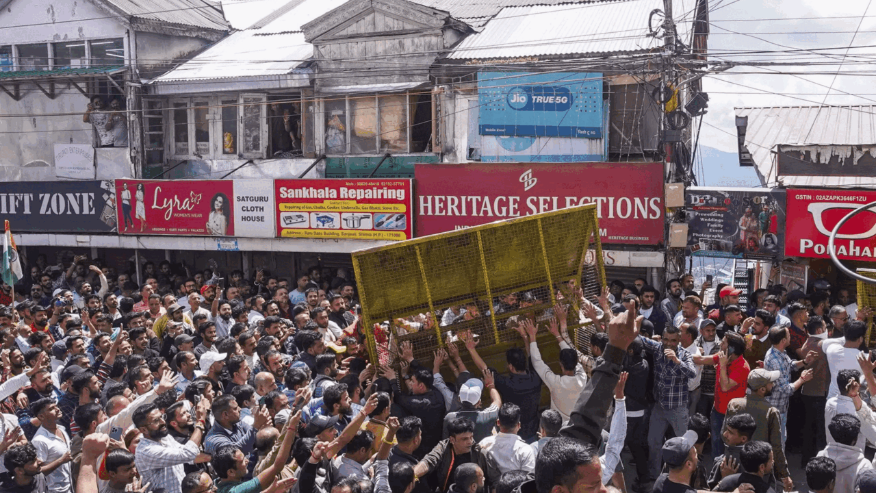 Himachal: VHP calls for bandh against unauthorised mosques and police clashes