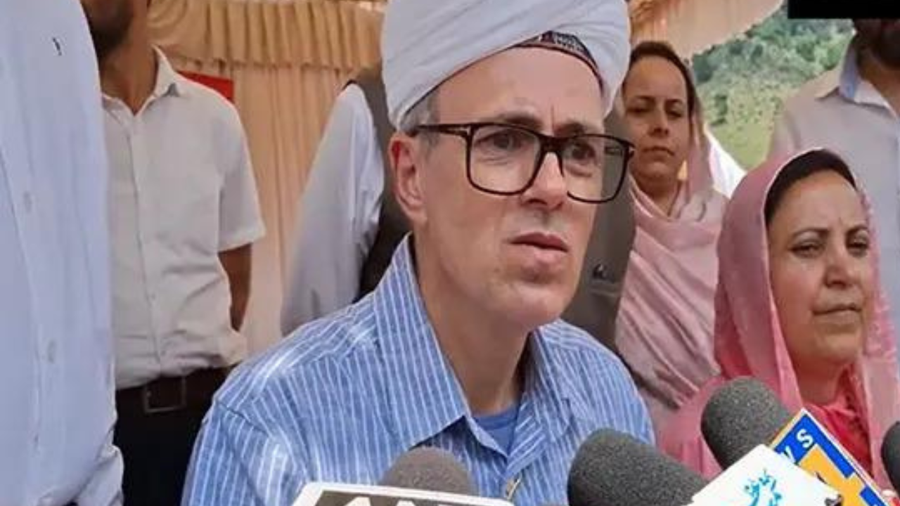 If BJP gets fewer seats tomorrow, it will find no fault in PDP as ally to form govt: Omar Abdullah