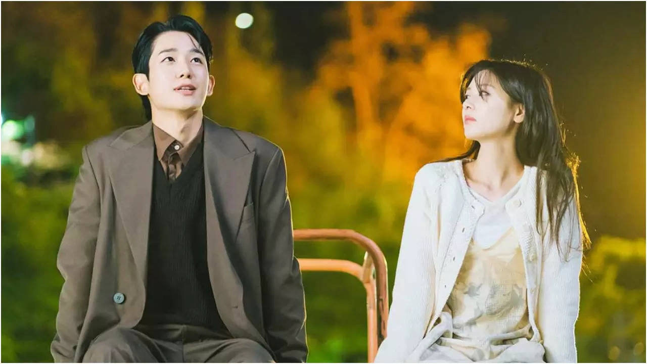 'Love Next Door' ratings dip as fans complain about tragic plot twist between Jung Hae In and Jung So Min Filmymeet