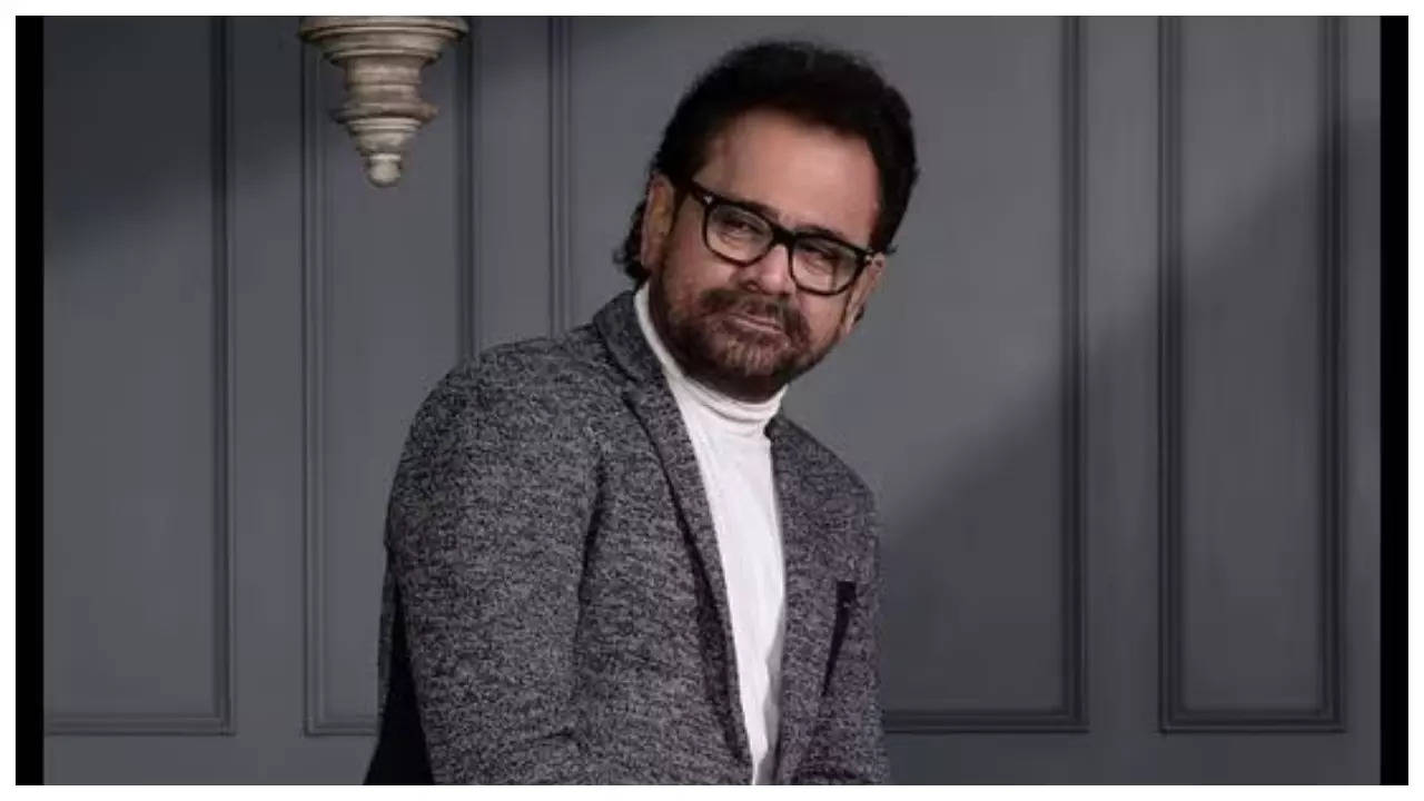 'Bhool Bhulaiyaa 3' director Anees Bazmee unfazed by Diwali clash with Ajay Devgn’s ‘Singham Again’ | Hindi Movie News Filmymeet