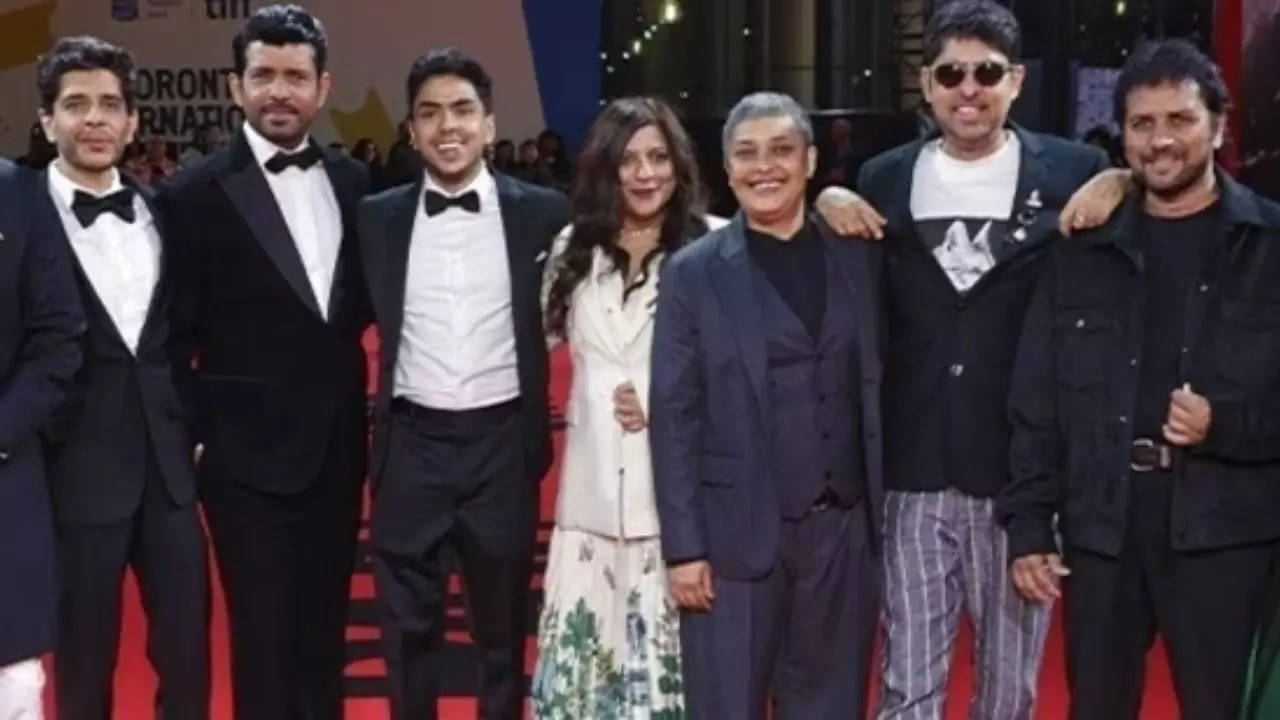 'Superboys Of Malegaon’ receives standing ovation at Toronto International Film Festival | Hindi Movie News Filmymeet