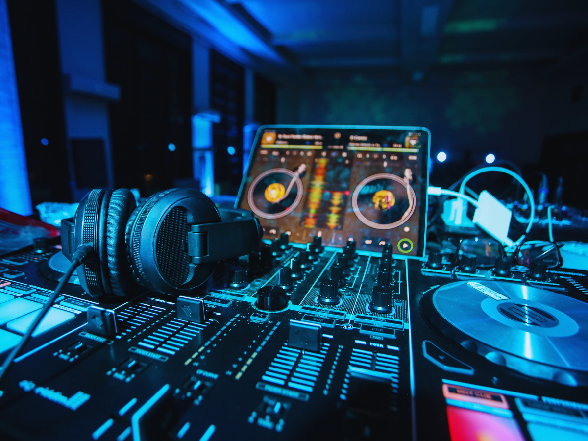 Top 5 cities in India offering unforgettable nightlife experiences