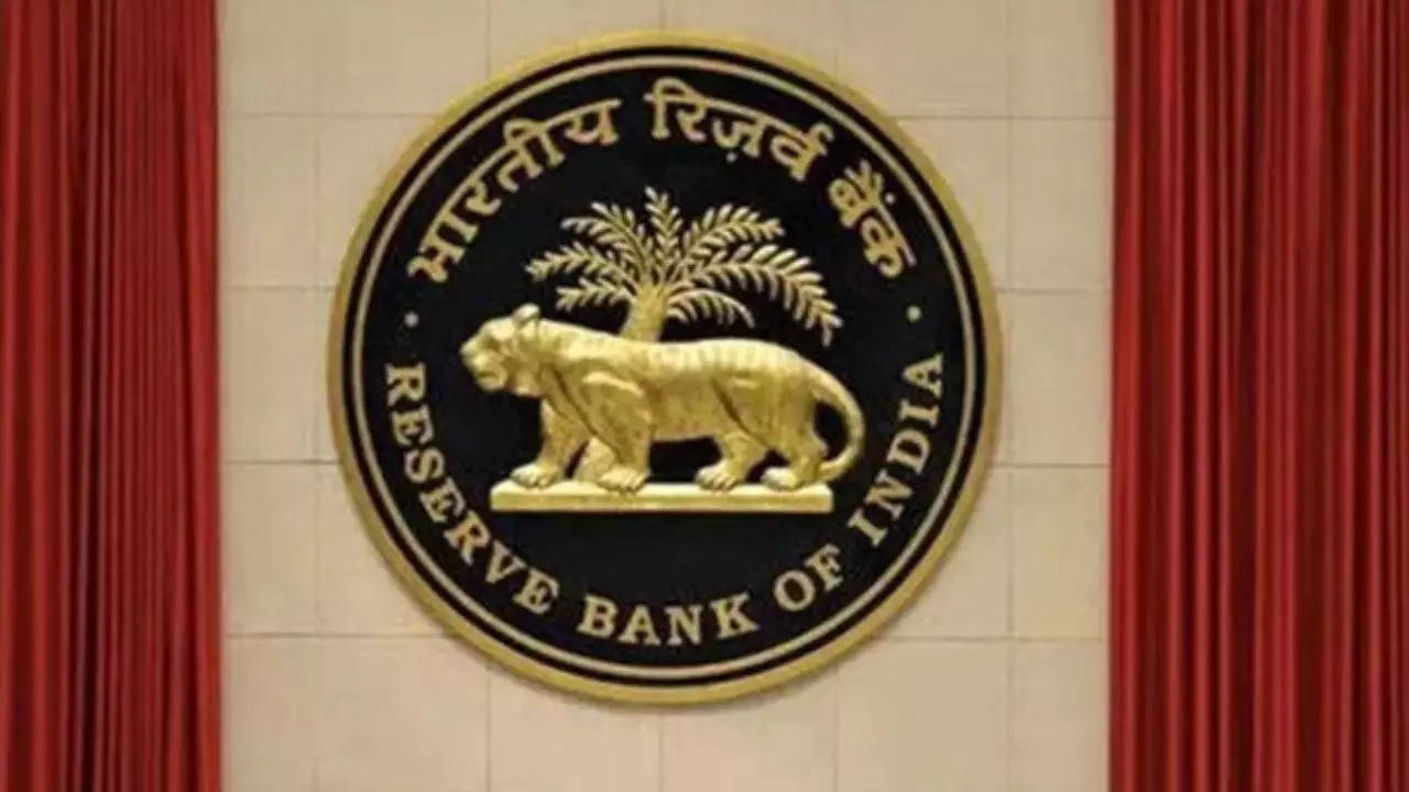 RBI lifts restrictions on IIFL Finance's gold loan business