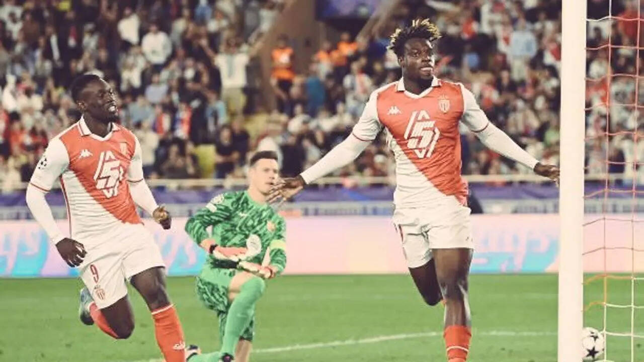 CL Wrap: Monaco stun Barca, Atletico win, Arsenal held