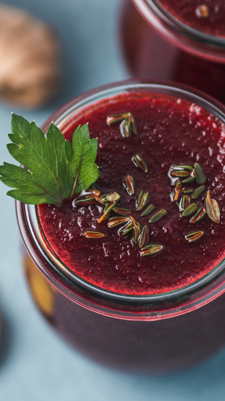 7 reasons to have Beetroot-Amla spiced shot in the morning