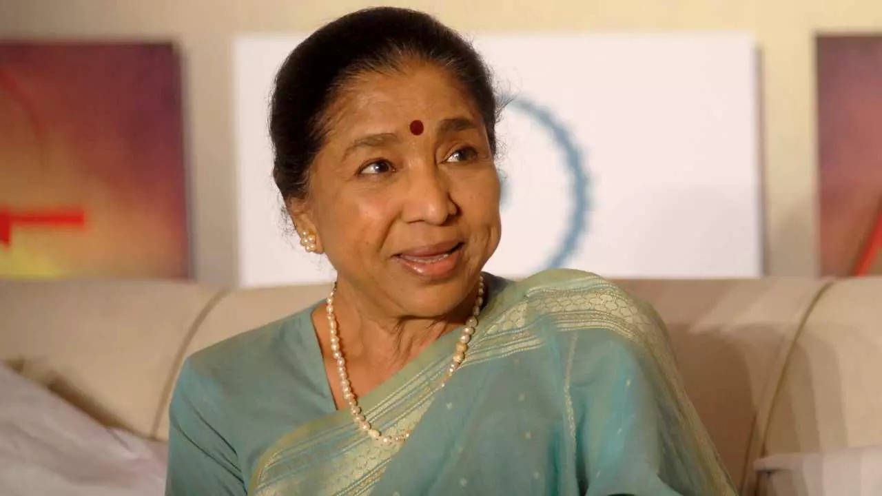 Asha Bhosle on modern marriages: 'Couples send divorce papers every month - I raised three children while working day and night' | Hindi Movie News Filmymeet