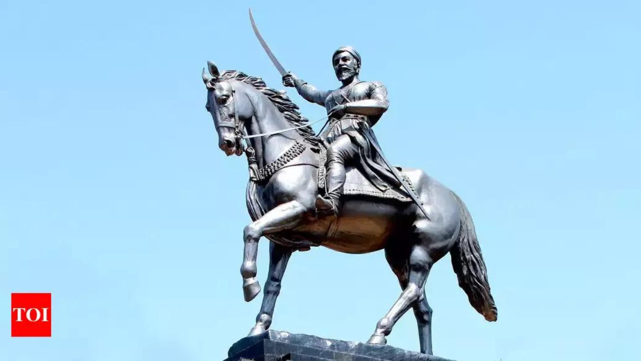 Rs 20 crore tender out for 60-feet Shivaji statue in Maharashtra's Sindhudurg with 100-year guarantee